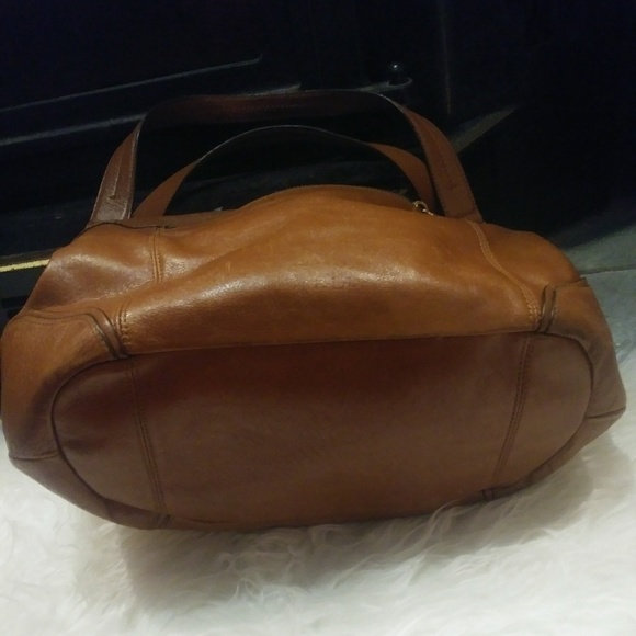 🔥Ralph Lauren good condition purse🔥(SOLD) - Picture 3 of 4